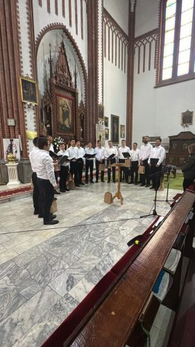 Фото 8 из 12