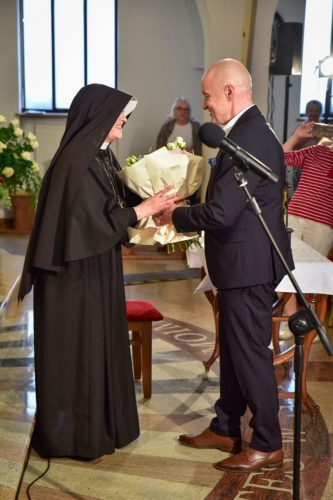 Фото 35 из 40
